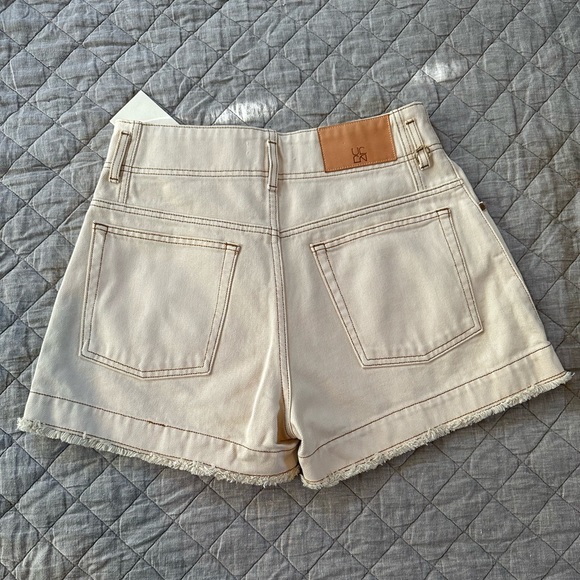 Ulla Johnson Charlotte shorts in Cowrie, size 30, NWT - Picture 5 of 8